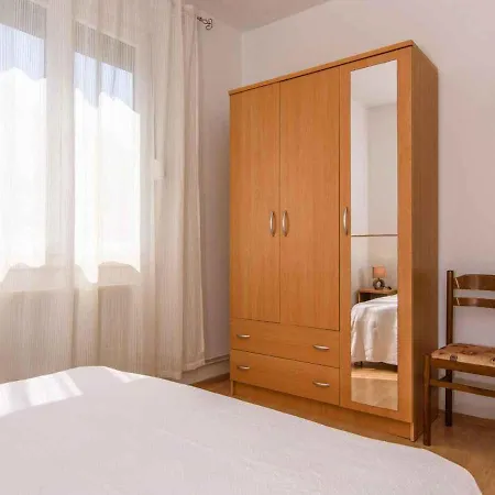 Beachfront In 54815 Trogir